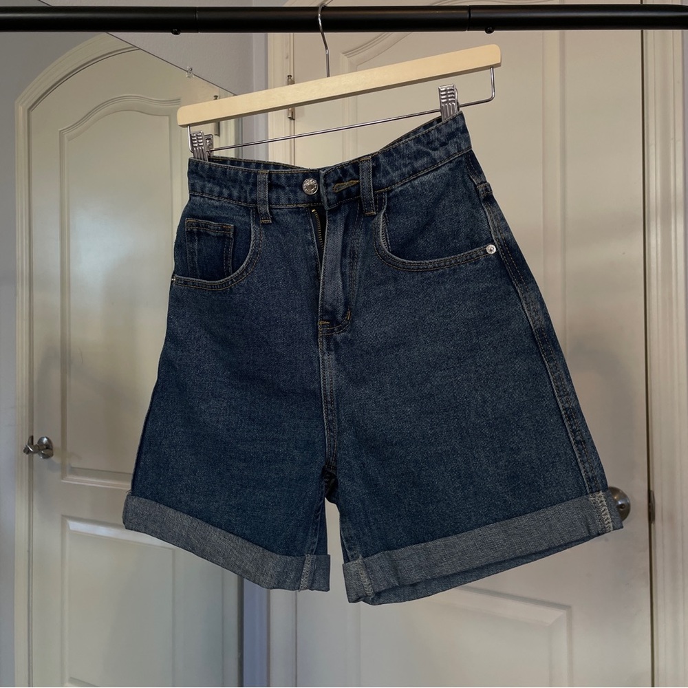 prettylittlething mom mid wash turn up shorts